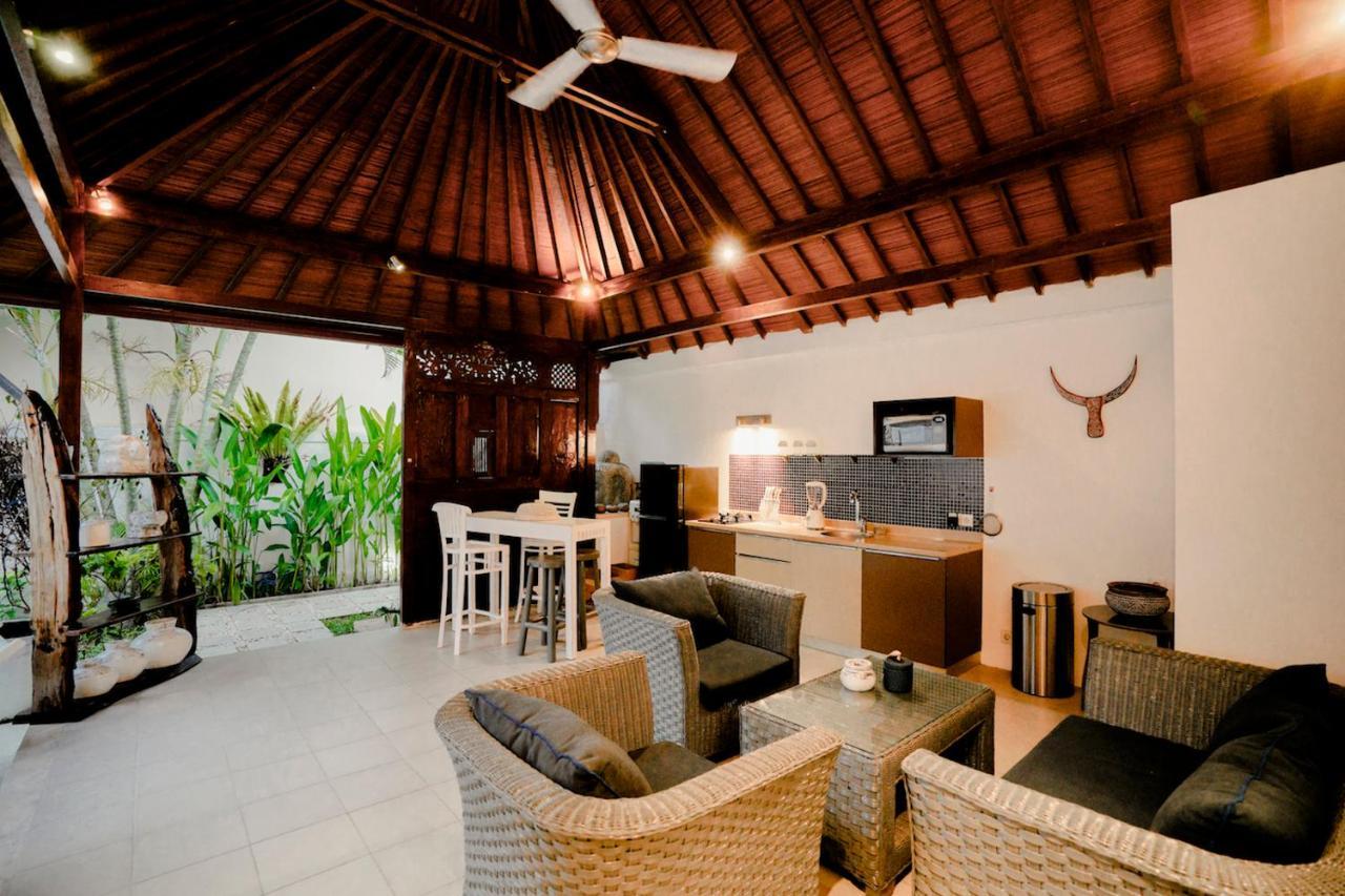 Villa Dewi Seminyak  Exterior photo