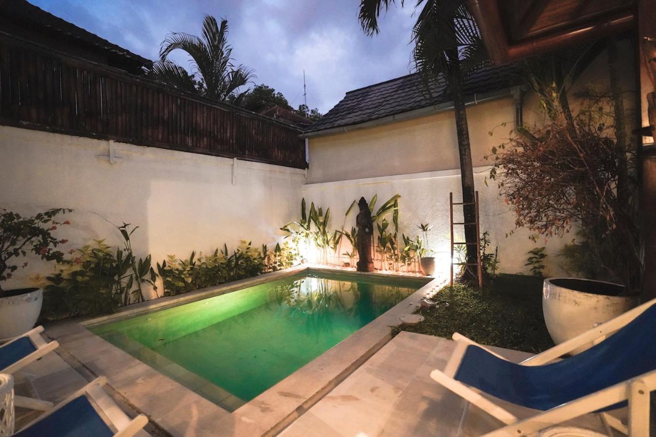 Villa Dewi Seminyak  Exterior photo
